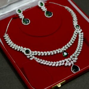 Emerald Drop Leaf Necklace Set